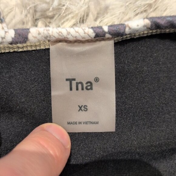 Artizia TNA snake print Sports Bra - Picture 5 of 6